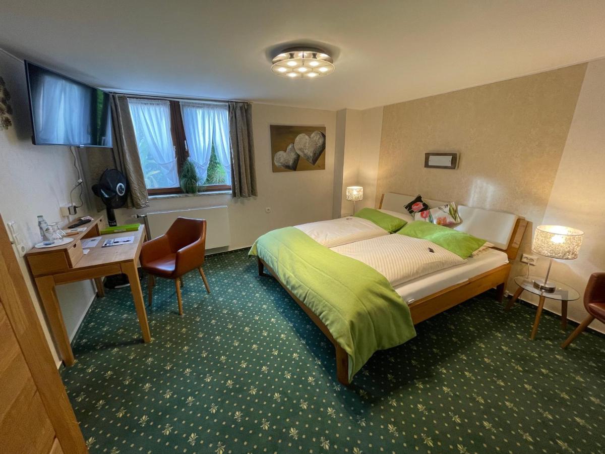 Hotel Garni Maass Браубах Экстерьер фото